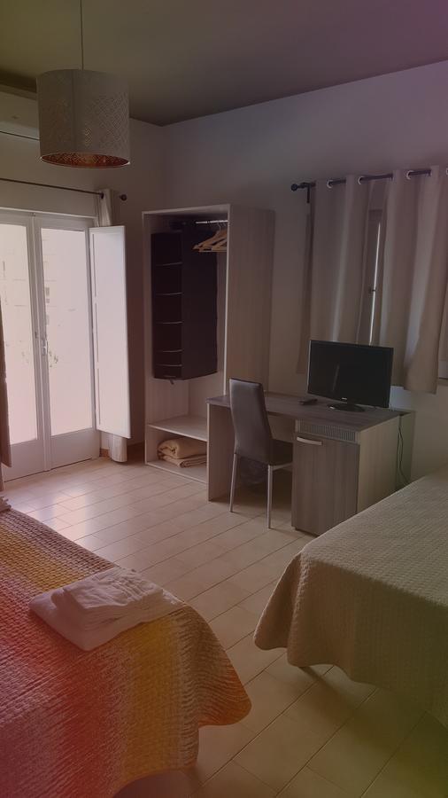 Sant'Arcangelo  Albergo " Il Gattopardo" Di Esposito Carmela & C Sas מראה חיצוני תמונה