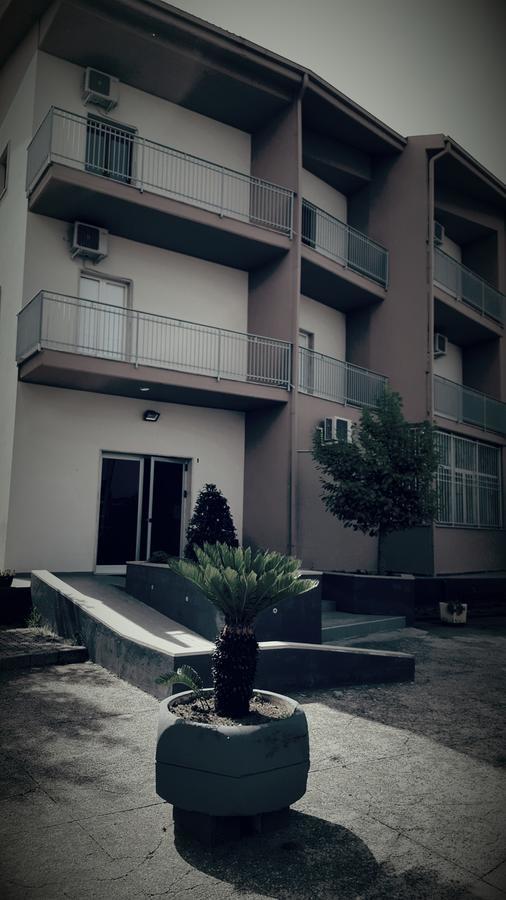 Sant'Arcangelo  Albergo " Il Gattopardo" Di Esposito Carmela & C Sas מראה חיצוני תמונה